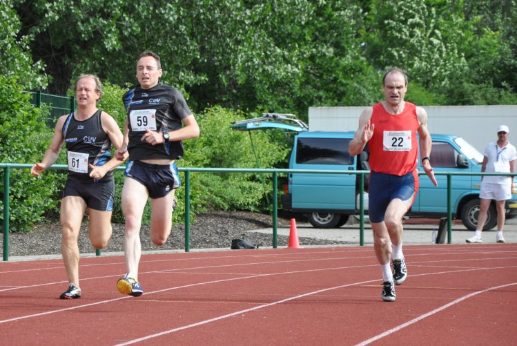 2009/08400mM/33M0023.jpg