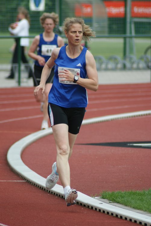 2009/143000mF/24W3021.jpg