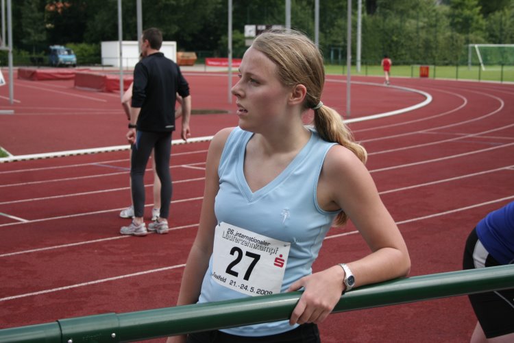 2009/143000mF/25K10039.jpg