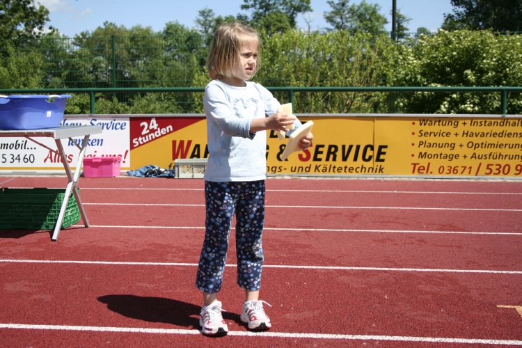 2009/205000/10K10248.jpg