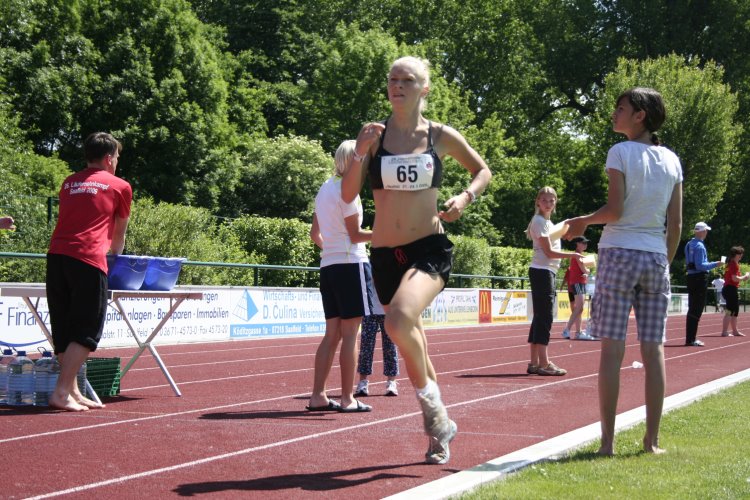 2009/225000mF/13K10259.jpg