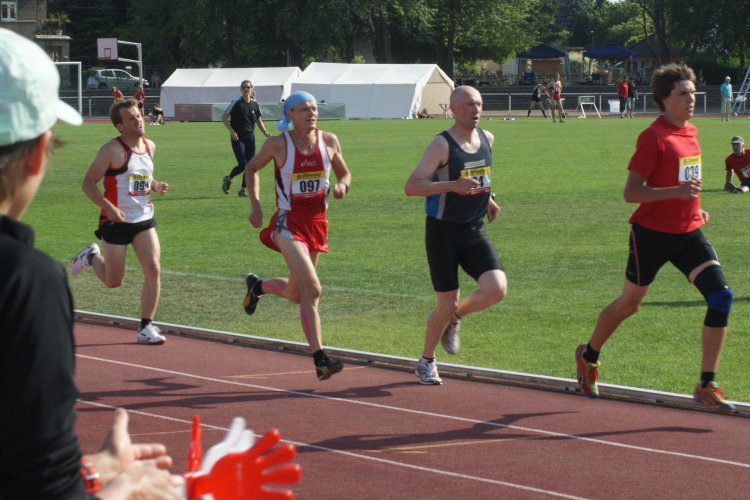 2011/1000/020_U6926.jpg