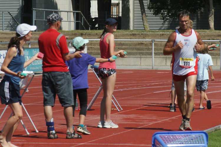 2011/10000/065_N7117.jpg